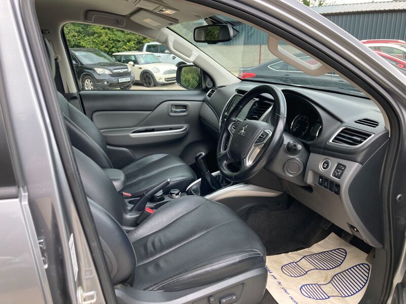 MITSUBISHI L200 2.4 DI-D 4WD WARRIOR DOUBLE CAB 2019
