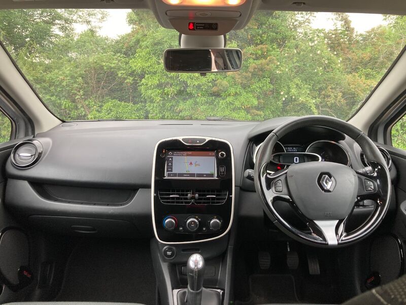 RENAULT CLIO 0.9 Dynamique MediaNav TCe 90 Stop & Start 2015